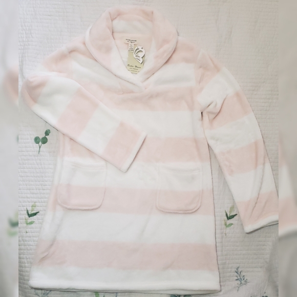 PINK & WHITE STRIP LOUNGING PJS - Picture 4 of 7